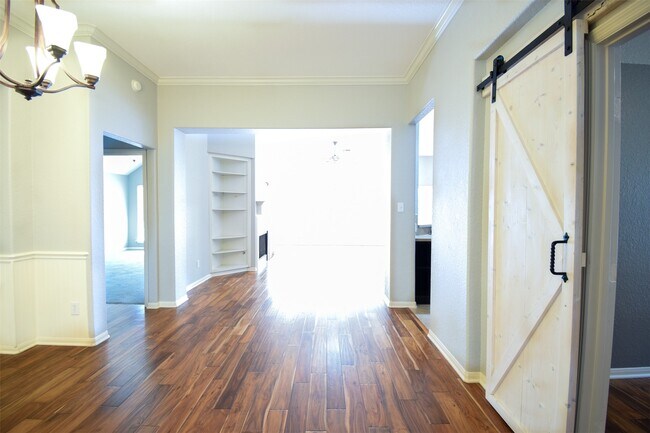 Building Photo - 31 Rolling Ridge Ct