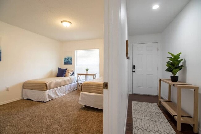 Building Photo - 37135 Grassy Hill Ln