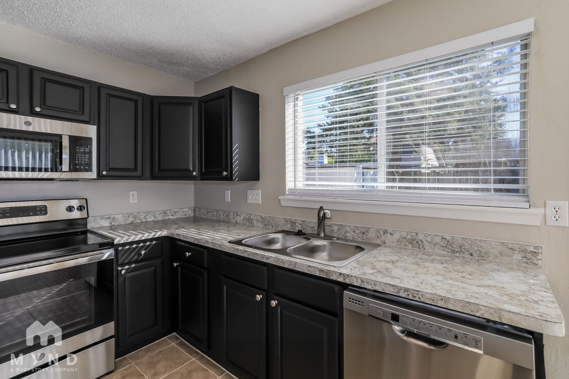 Building Photo - 3176 Prairie Creek Ct