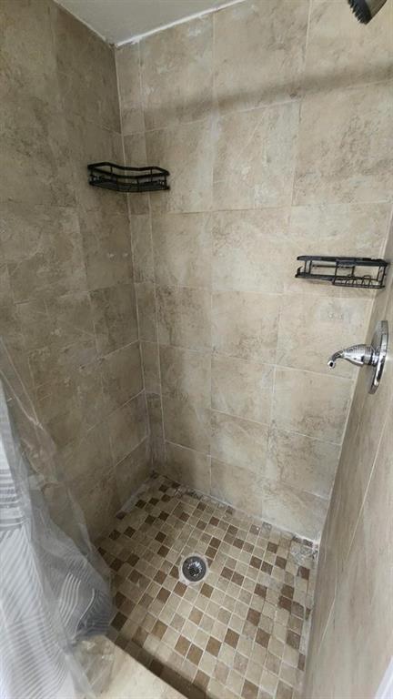 Building Photo - 4680 Sussex Terrace