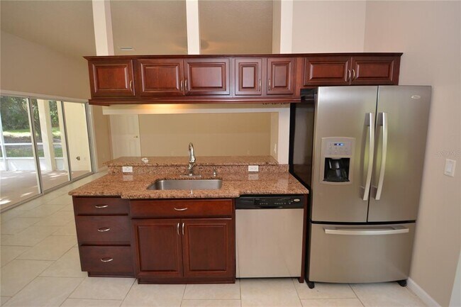 Building Photo - 56 Shinnecock Dr