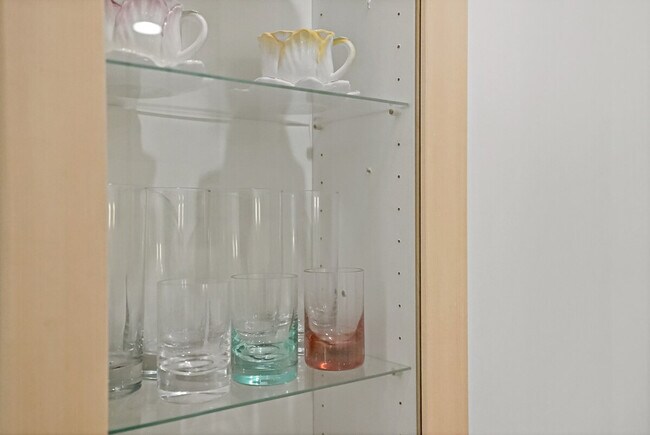 Building Photo - 11850 Sunrise Valley Dr