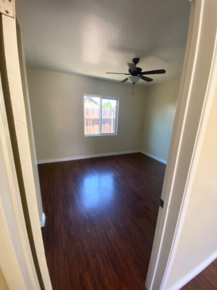 Building Photo - 3297 Tenaya Ave