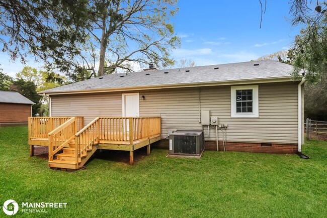 Building Photo - 311 ELYSIAN DR, MOORESVILLE, NC 28117
