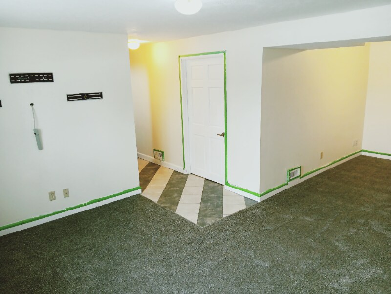 Building Photo - 10636 Nicholas St