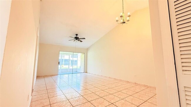 Building Photo - 3104 Landsend Ct
