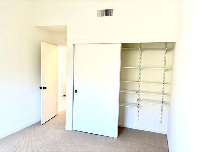Building Photo - 258 Sandpiper Ct