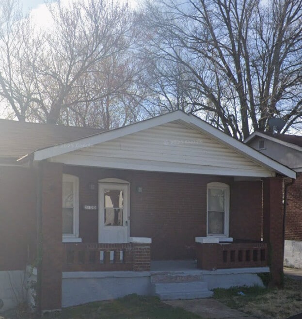 Building Photo - 2120 67th St