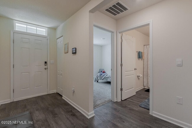 Building Photo - 3348 Lawton Pl
