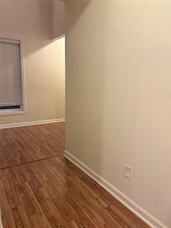 Building Photo - 5955 Bentley Way