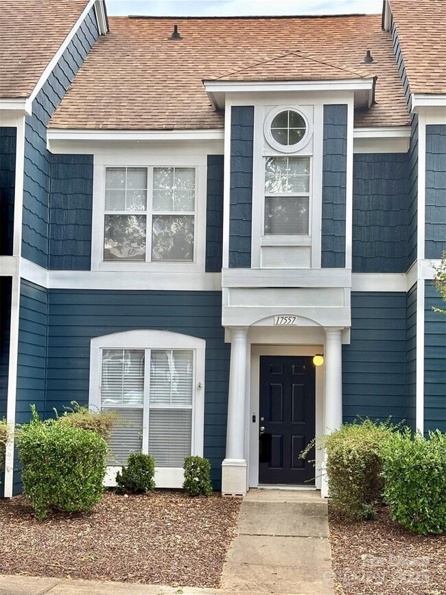 Building Photo - 17557 Tuscany Ln