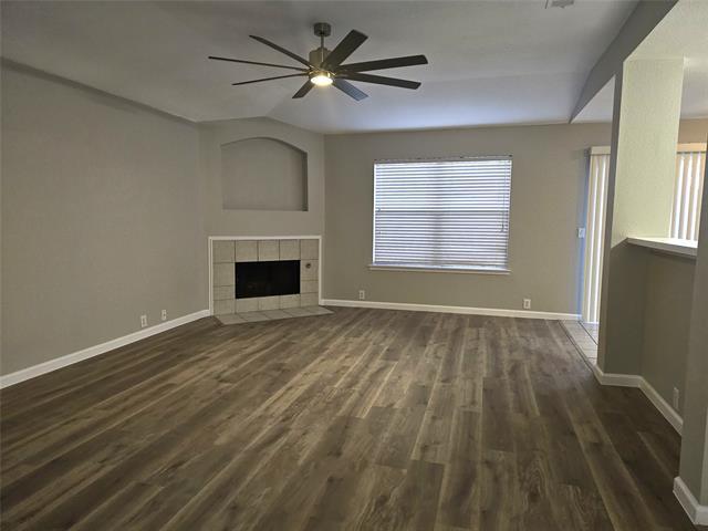 Building Photo - 2405 Tisbury Way