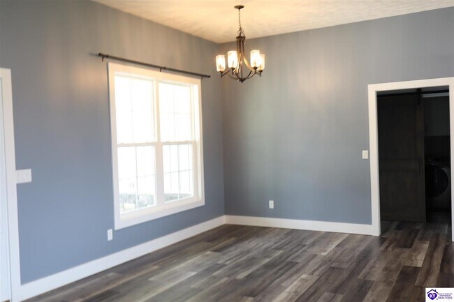 Building Photo - 816 Otter Creek Rd