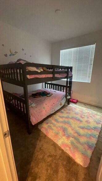 Building Photo - 5301 E Commerce Way