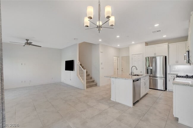 Building Photo - 965 Nevada State Dr