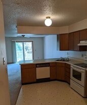 Building Photo - 229 Woodside Dr
