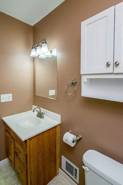 Building Photo - 2135 Winewood Ave