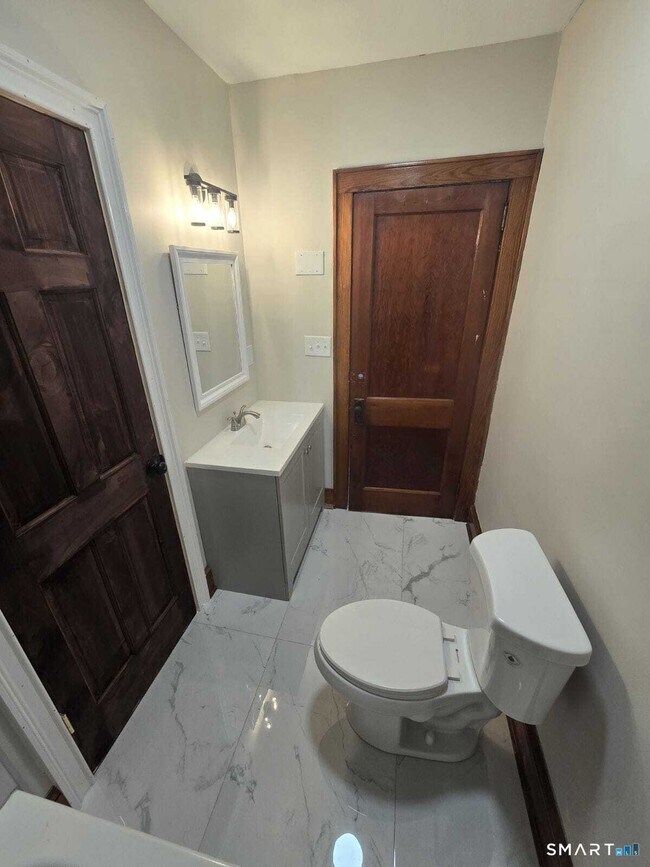 Building Photo - 377 W Wolcott Ave