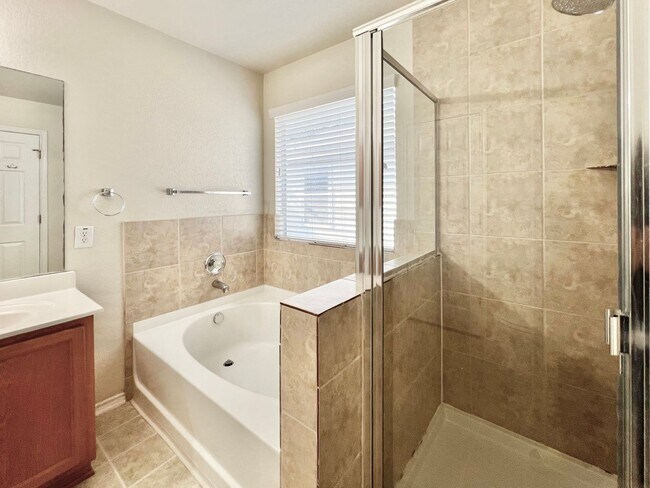 Building Photo - 11111 Dewberry Field