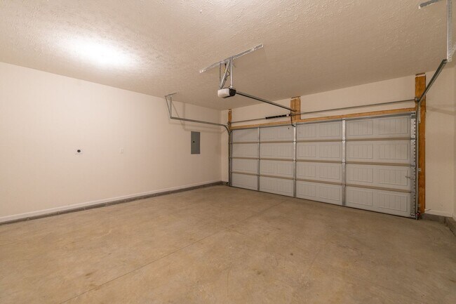 Building Photo - 7921 Copper Drift Wy