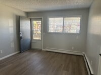 Building Photo - 2515 W 27th St
