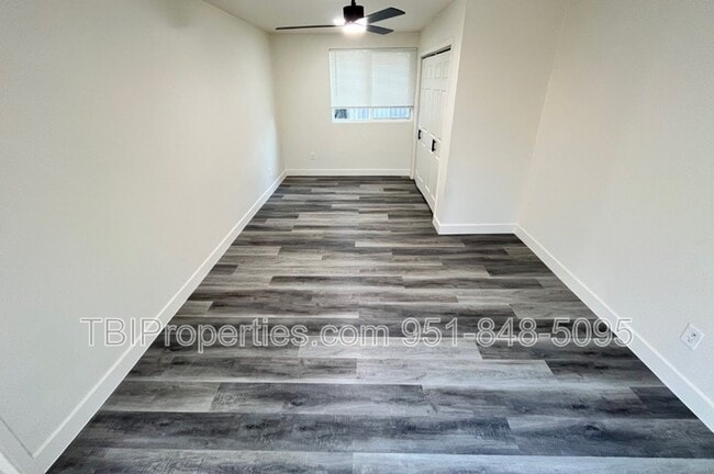 Building Photo - 515 Ramona Ave N