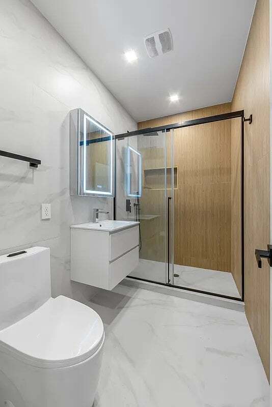 Building Photo - 463 Columbus Ave