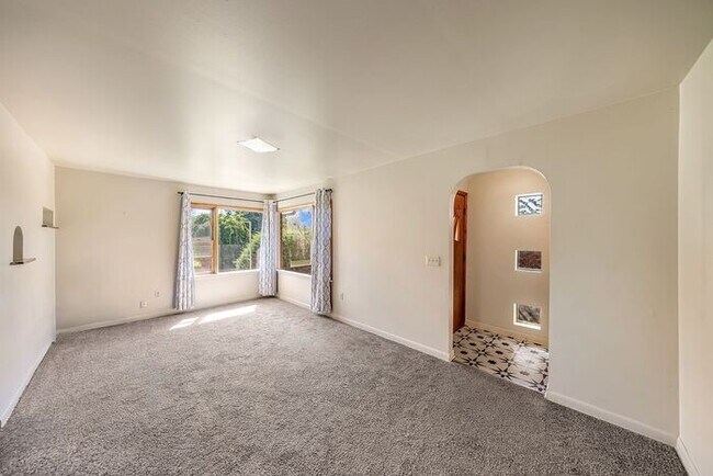 Building Photo - Cozy 1 bedroom in Downtown Grand Junction
