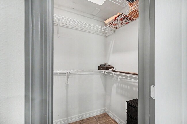 Building Photo - 104 Virginia St
