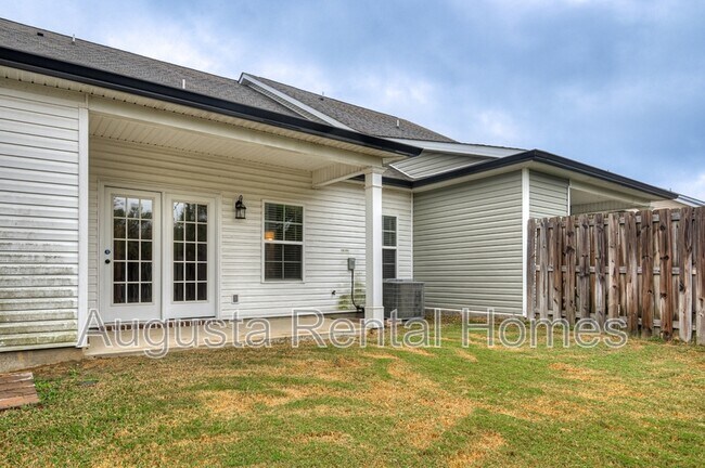 Building Photo - 5352 Nikki Way