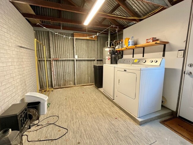 Building Photo - Charming 2 Bedroom, 1 Bathroom Home in Arroyo Grande