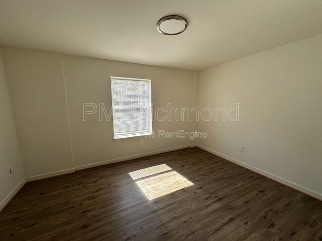Building Photo - 3517 Briel St