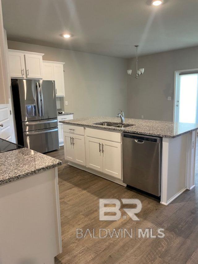Building Photo - 9416 Sitka Dr