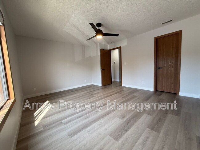 Building Photo - 2354 N 44th St