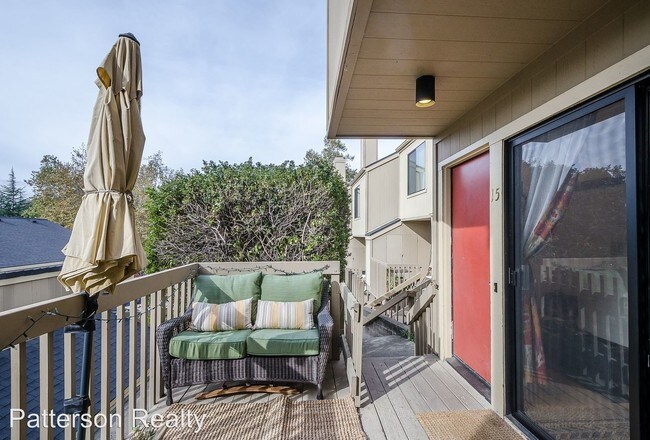 Building Photo - 2 br, 1 bath  - 750 Chorro #15