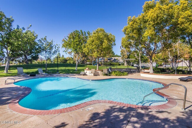 Building Photo - 2594 Ridgebrook Pl