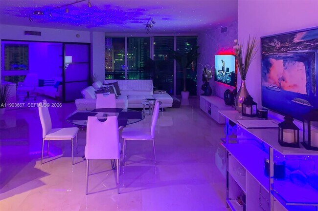 Building Photo - 350 S Miami Ave