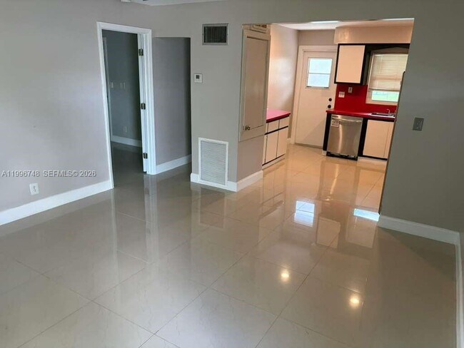 Building Photo - 2698-2704-2704 NW 65th Ave