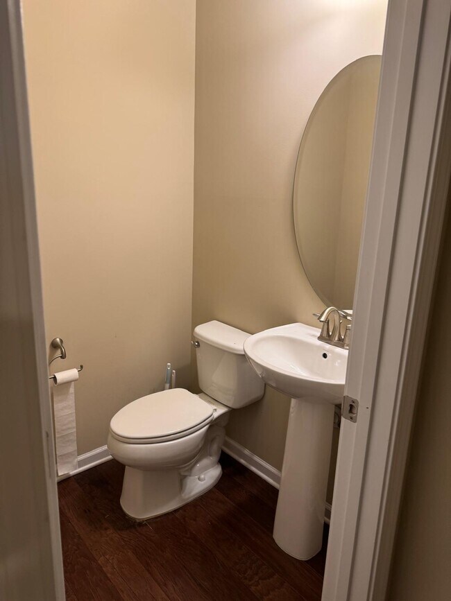 Building Photo - 538 Libson St