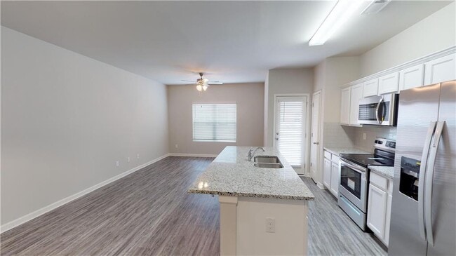 Building Photo - 4048 Kingsbrook Blvd