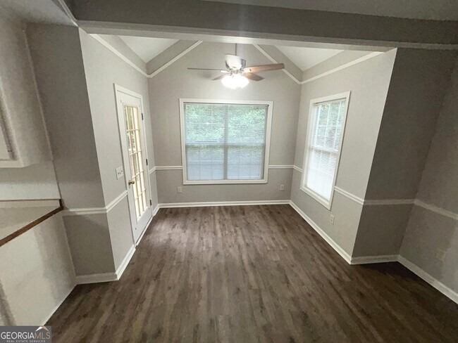 Building Photo - 160 Wisteria Blvd