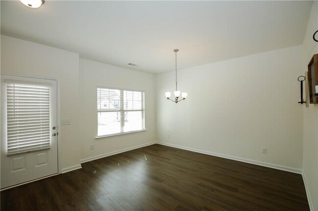 Building Photo - 124 Finley Dr