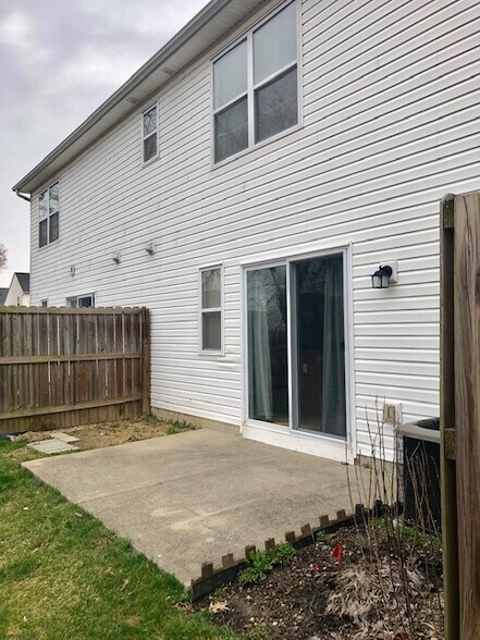 Building Photo - 8415 Varden Ct