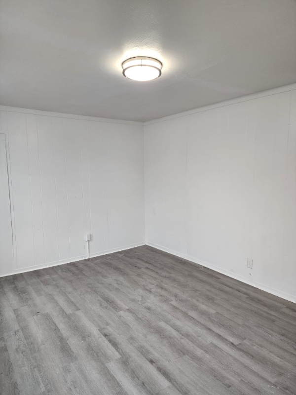 Building Photo - 16 3rd St