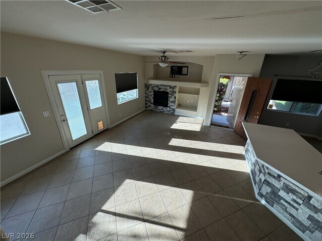 Building Photo - 6740 Lavender Lilly Ln
