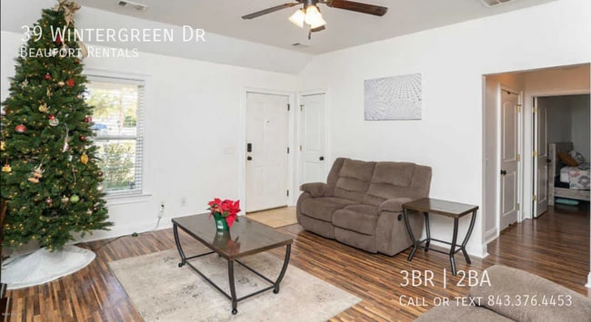 Building Photo - 39 Wintergreen Dr