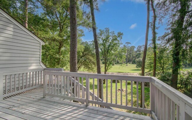 Building Photo - 808 Stone Mountain Dr