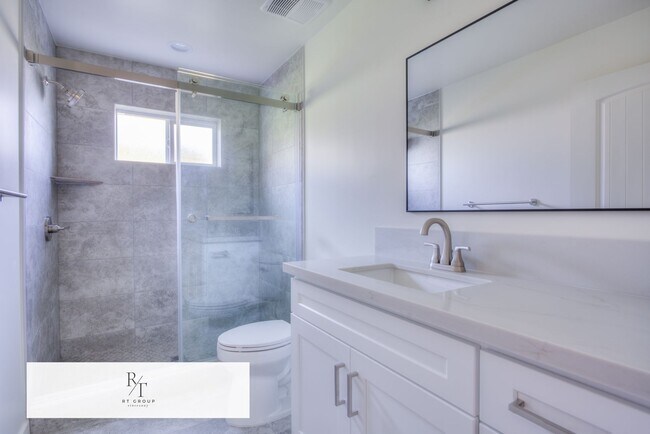 Building Photo - 2 Bed | 2 Bath | Alhambra School District