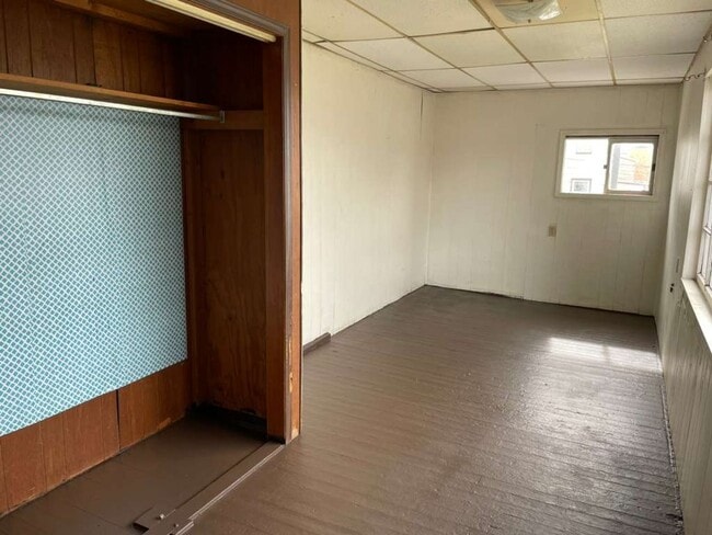 Building Photo - 436 Crawford Ave