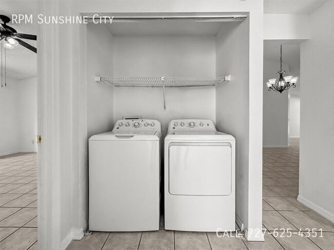 Building Photo - 9778 Fox Chapel Rd